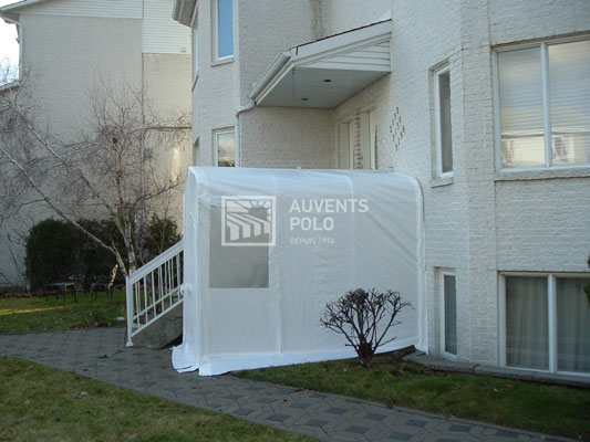 custom-walkway-winter-shelters-for-home-auvents-polo-2-1.jpg